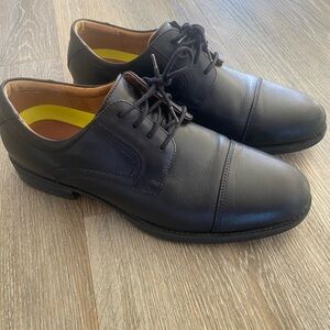 Florsheim Classic Black Men's Cap-Toe Oxford Dress Shoes 11